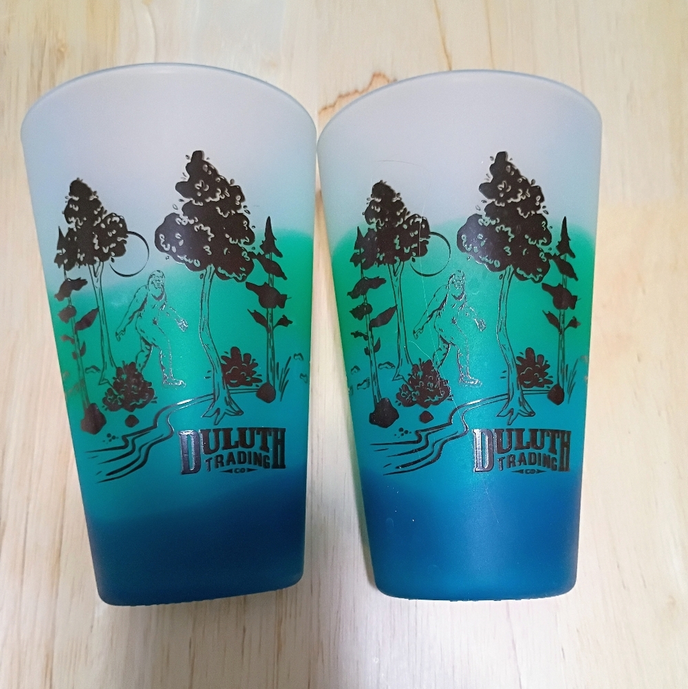 NEW Silipint Blue and Green Silicone Pint Glass by Duluth Trading Co
